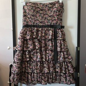 A small dress never worn
